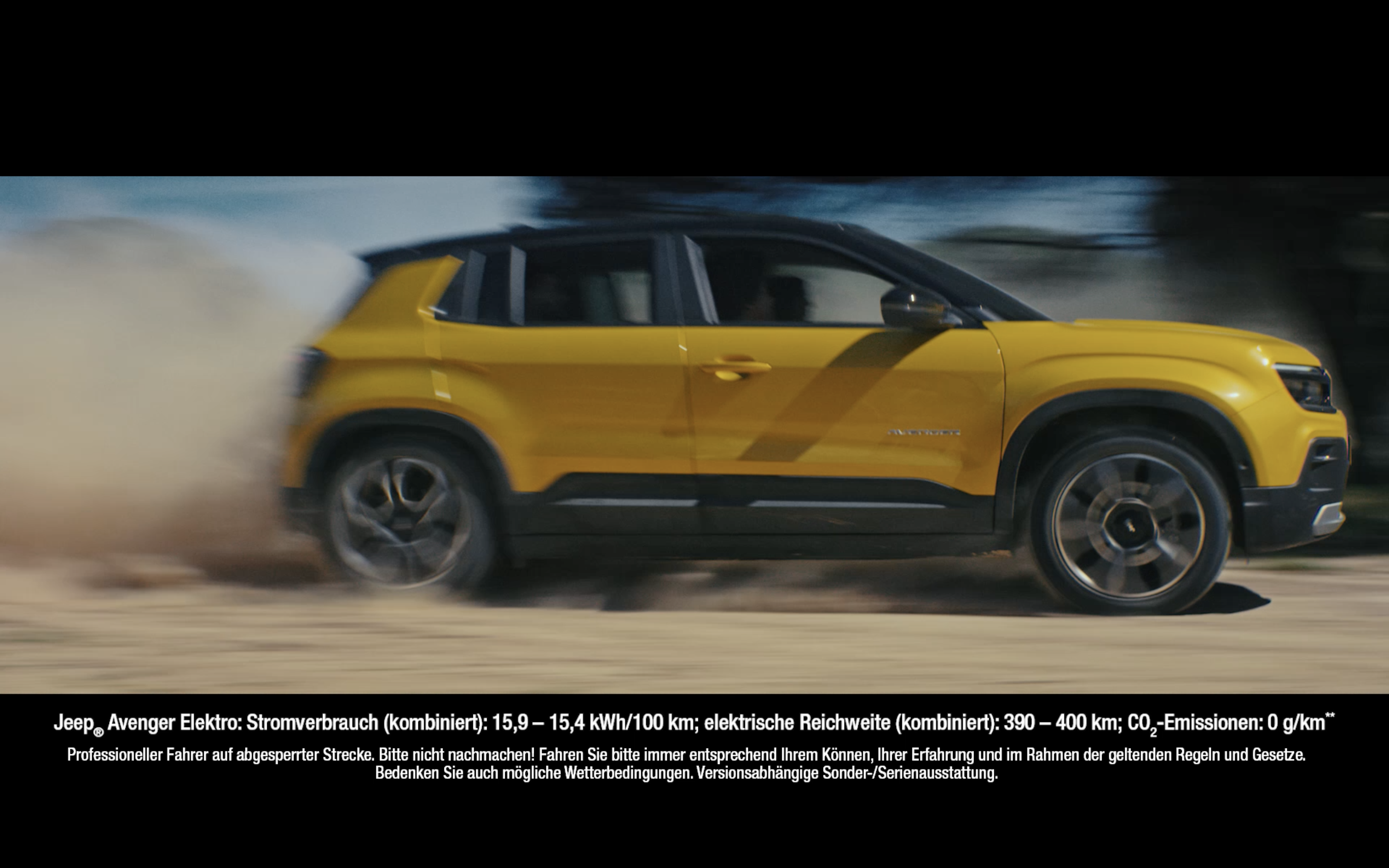 TV-Premiere für den Jeep® Avenger mit dem Werbesport „Built for the real  world